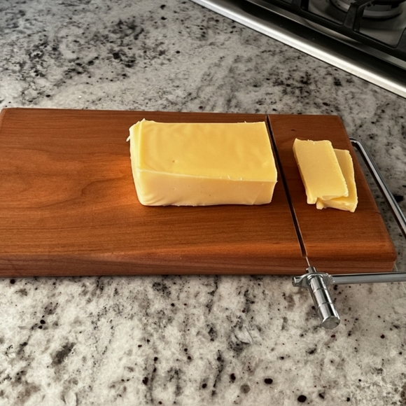 1 Handcrafted Cheese Slicer Board - Picture 6 of 9